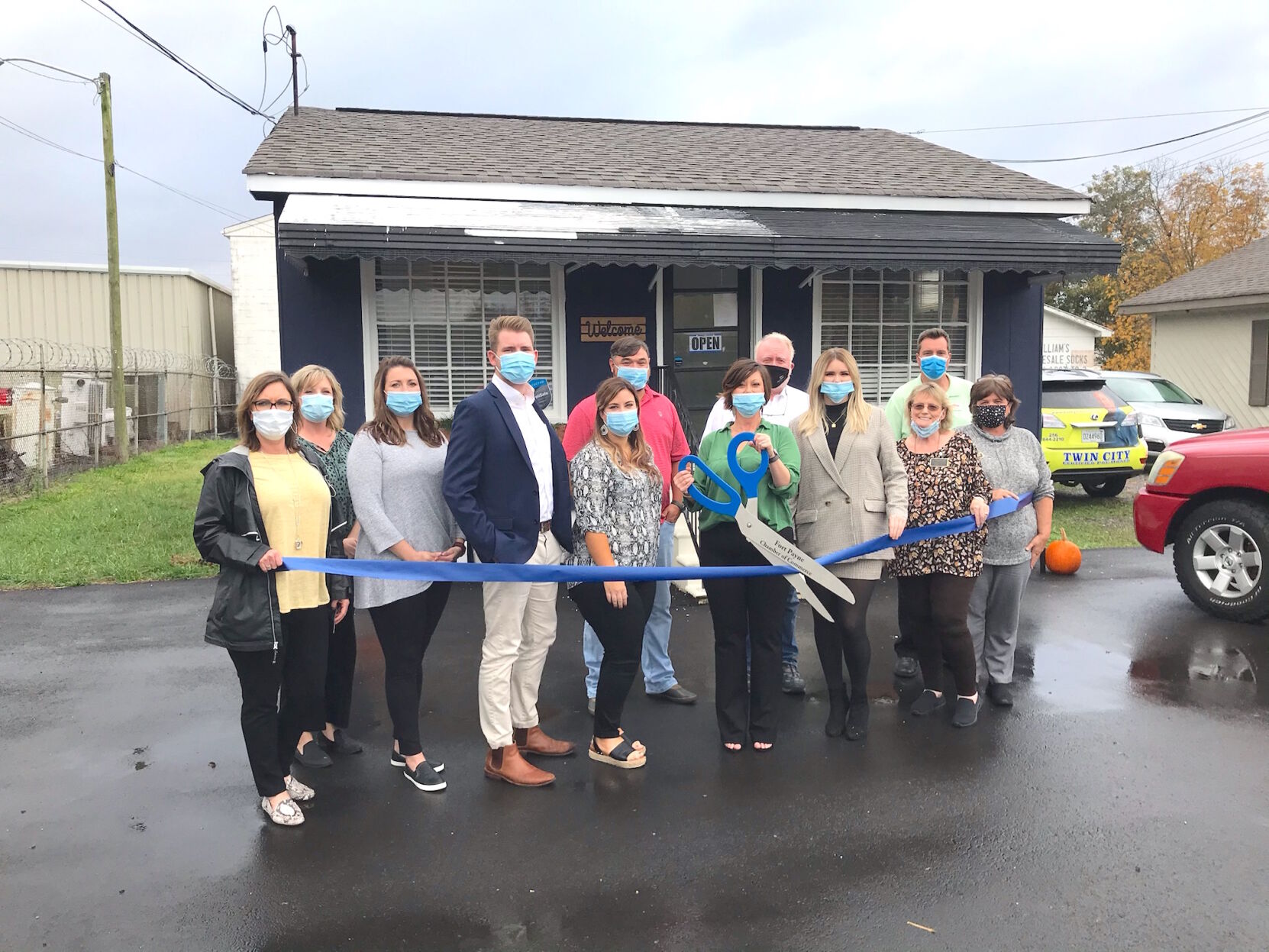 Chamber of Commerce holds ribbon cutting event for real estate group